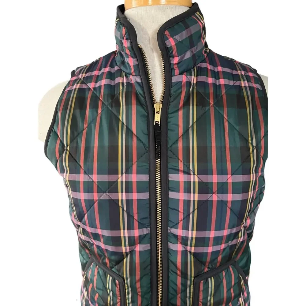 J.Crew Excursion vest in J.Crew Signature Tartan Size Small
